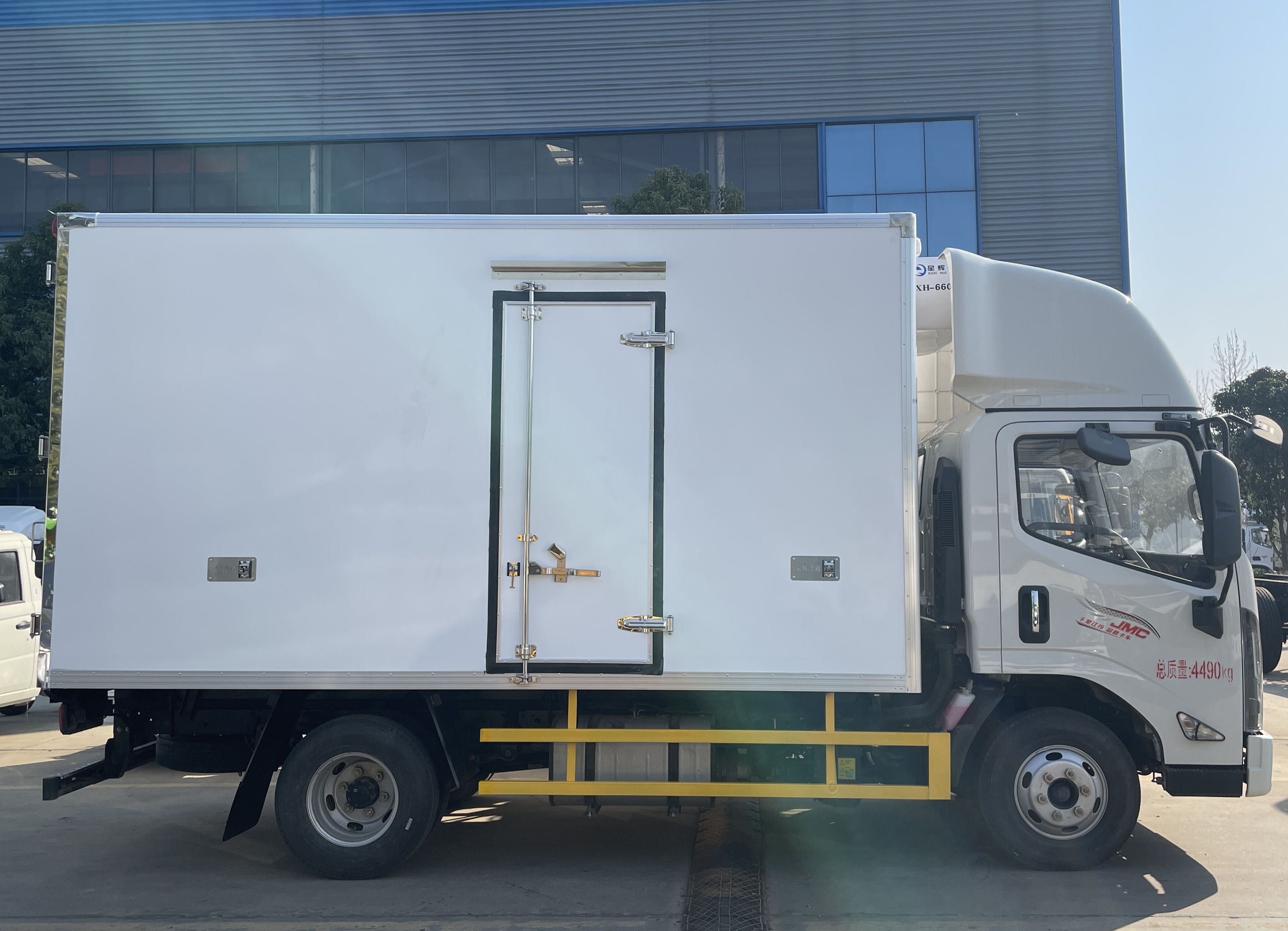 江鈴凱運(yùn)4米冷藏車圖片3