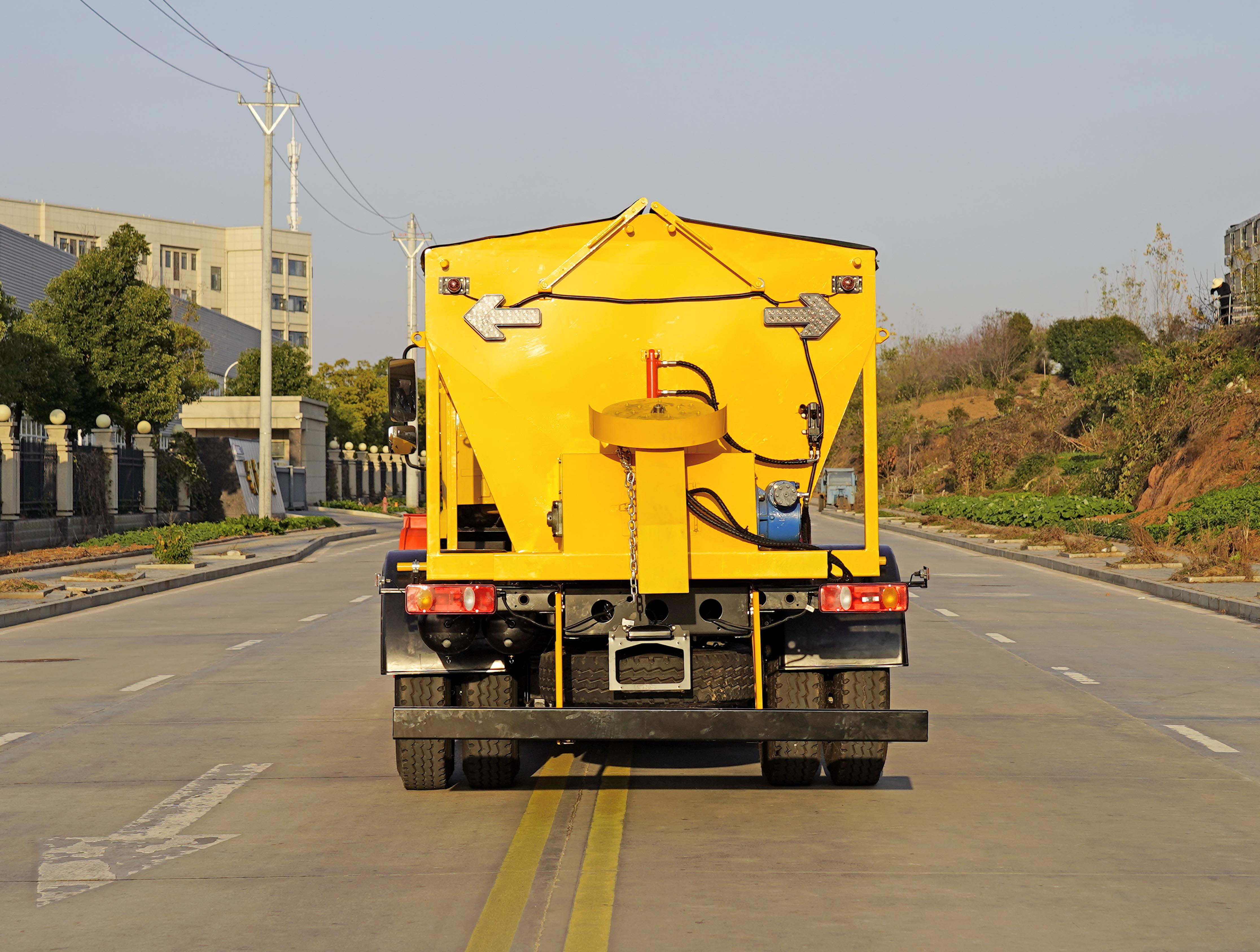 東風天錦多功能除雪車融雪車圖片5